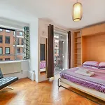 Small One Bedroom Flat Near Covent Garden