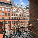 Small One Bedroom Flat Near Covent Garden
